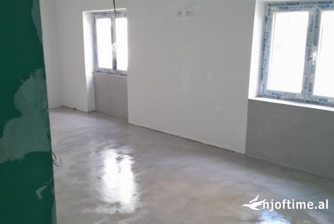 Shtepi ne shitje Garsoniere ne Tirane - 220,000 Euro