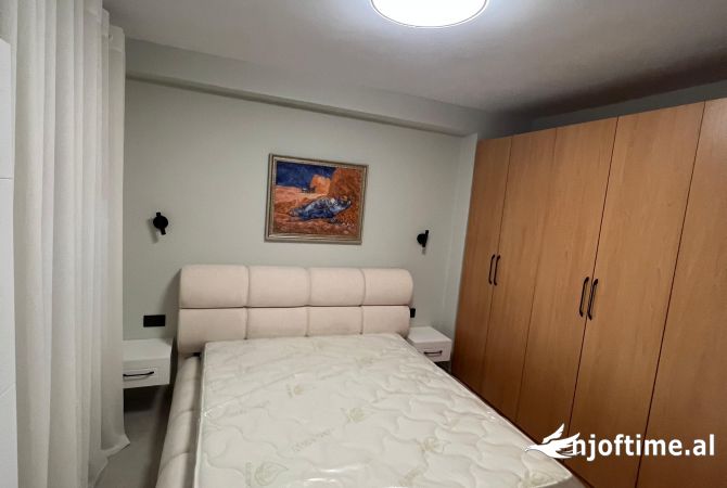 Shtepi me qera 2+1 ne Tirane - 450 Euro