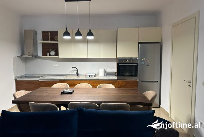 Shtepi me qera 2+1 ne Tirane - 600 Euro