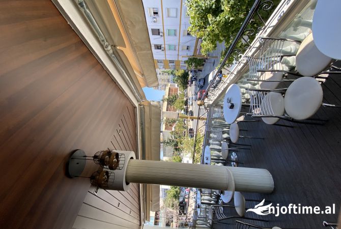 Ambient biznesi me qera 1+1 ne Durres - 2,500 Euro