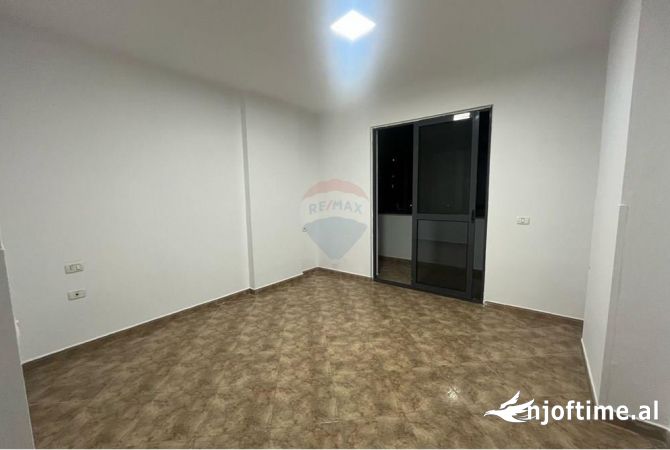 Shtepi ne shitje 2+1 ne Tirane - 185,000 Euro