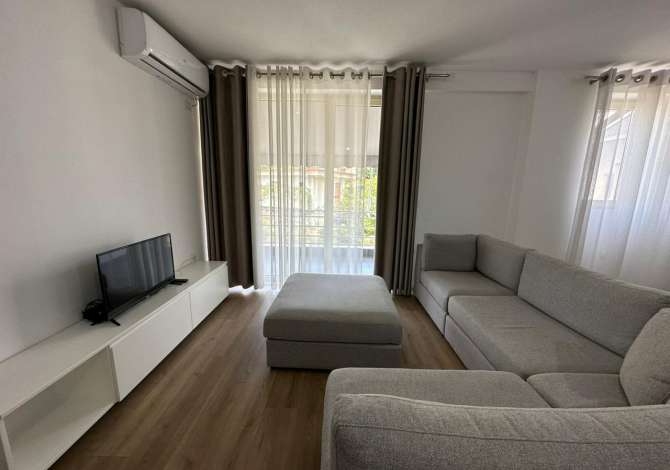 Shtepi me qera 2+1 ne Tirane - 400 Euro