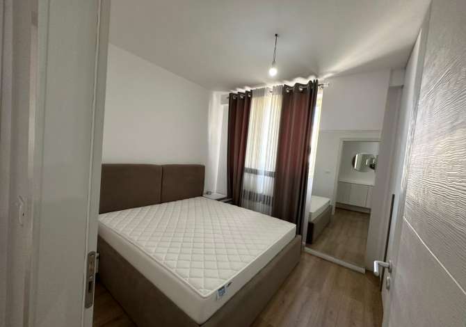 Shtepi me qera Apartament ne Tirane, 2+1, Mobilimi E mobiluar, Pagesa 400  Euro.