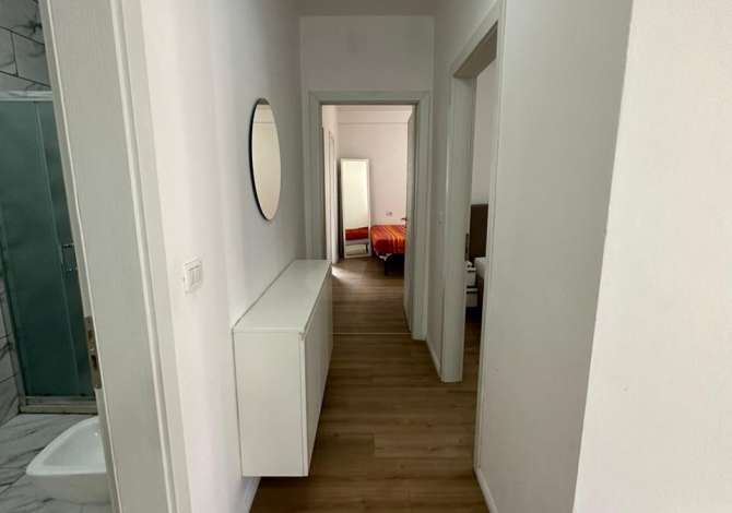Shtepi me qera Apartament ne Tirane, 2+1, Mobilimi E mobiluar, Pagesa 400  Euro.