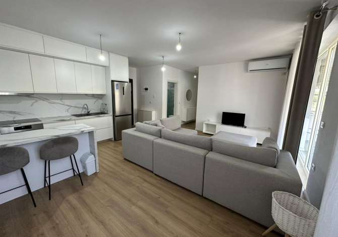 Shtepi me qera 2+1 ne Tirane - 400 Euro