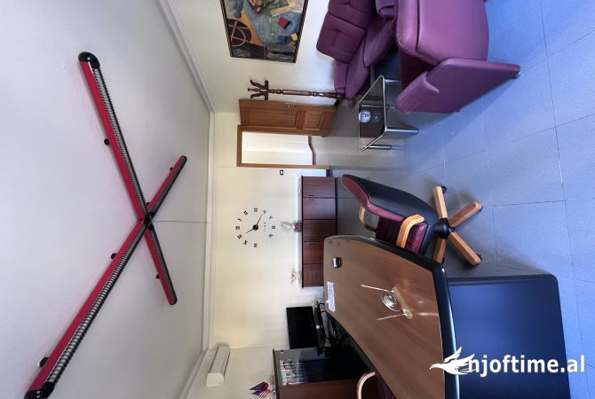 JEPET ME QERA AMBIENT ZYRE!