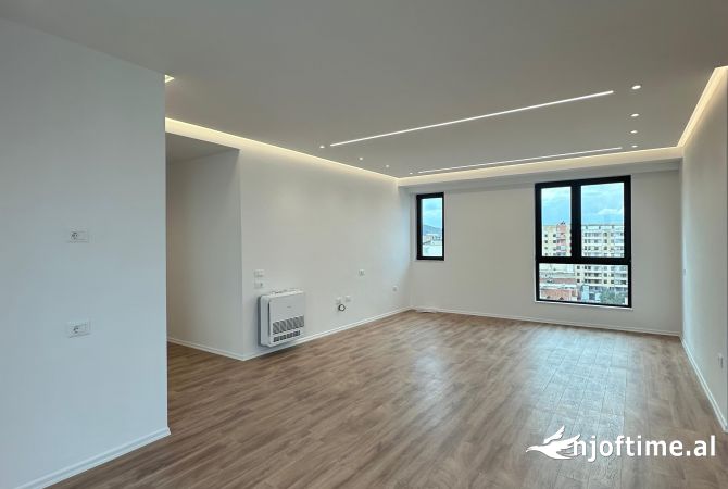 Shtepi ne shitje 2+1 ne Tirane - 350,000 Euro
