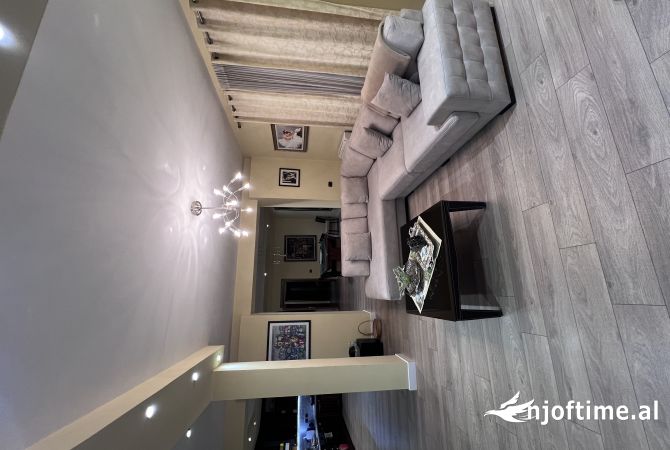 Shtepi ne shitje 2+1 ne Tirane - 300,000 Euro