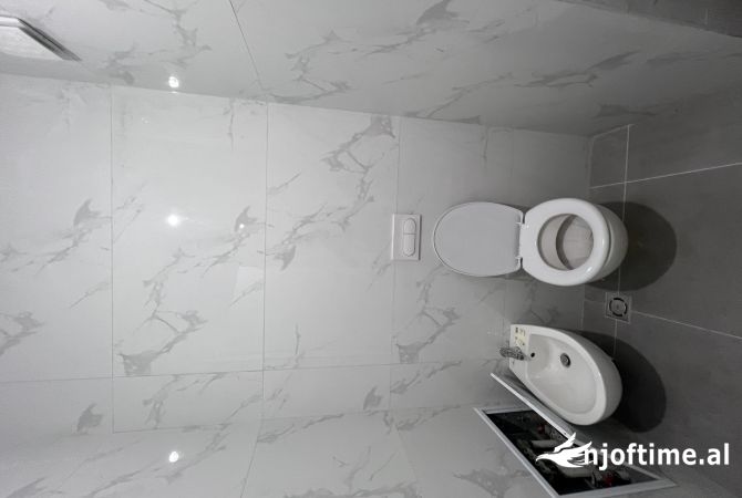 Shtepi me qera Apartament ne Tirane, 1+1, Mobilimi E mobiluar, Pagesa 550  Euro.