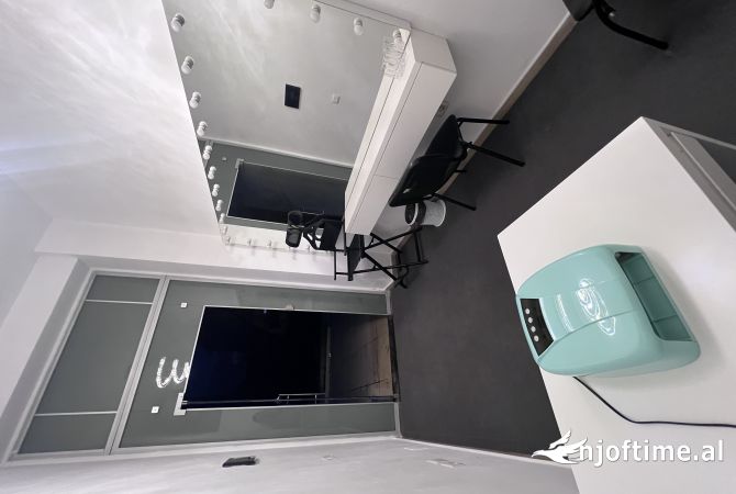 Ambient biznesi ne shitje 1+1 ne Tirane - 33,000 Euro