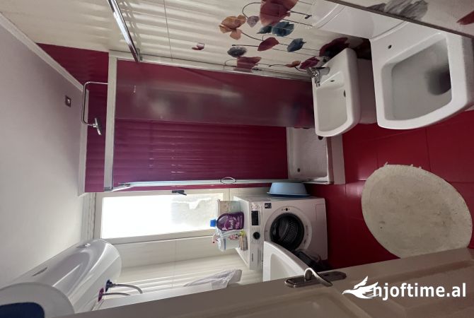 Shtepi me qera Apartament ne Tirane, 2+1, Mobilimi E mobiluar, Pagesa 600  Euro.