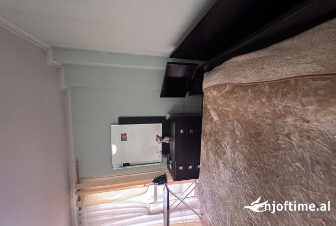 Shtepi me qera Apartament ne Tirane, 2+1, Mobilimi E mobiluar, Pagesa 600  Euro.