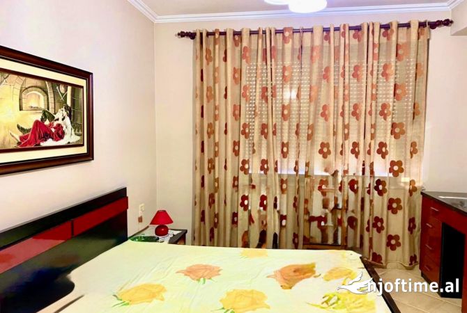 Shtepi me qera 2+1 ne Tirane - 500 Euro