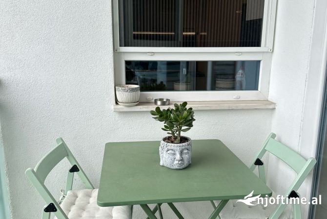 Shtepi me qera Apartament ne Tirane, 2+1, Mobilimi E mobiluar, Pagesa 800  Euro.