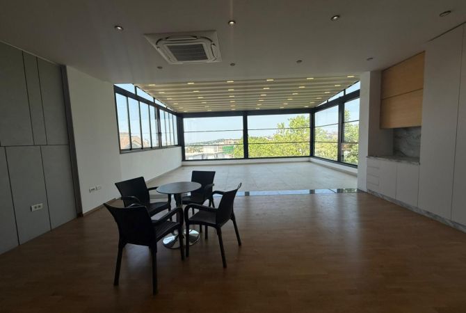 Ambient biznesi me qera 7+1 ne Tirane - 10,000 Euro