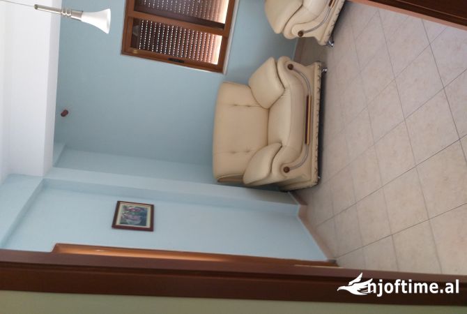Shtepi ne shitje 3+1 ne Tirane - 110,000 Euro