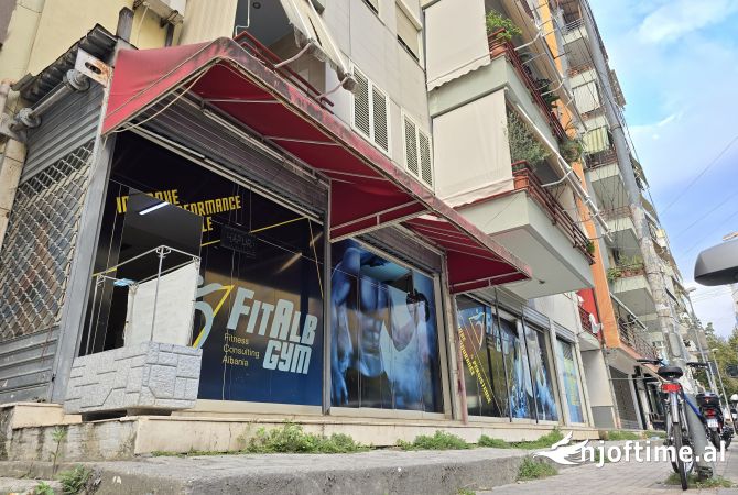 Ambient biznesi me qera 1+1 ne Tirane - 3,200 Euro