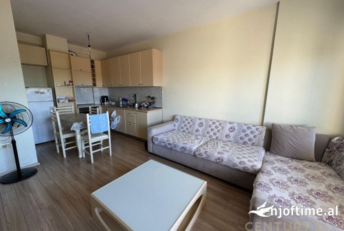 Shtepi ne shitje 1+1 ne Tirane - 130,000 Euro