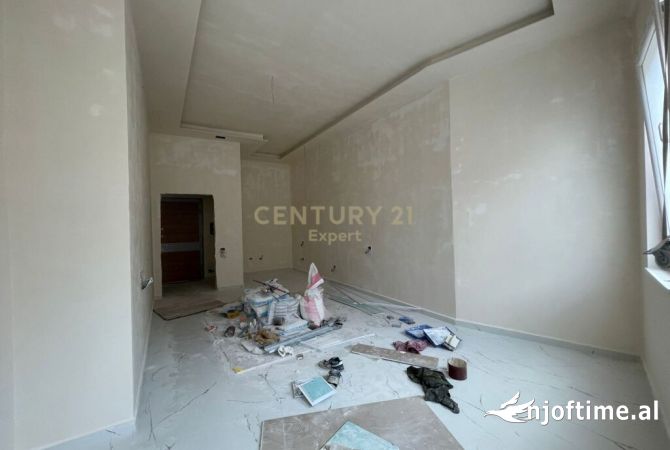 Shtepi ne shitje 1+1 ne Tirane - 220,000 Euro