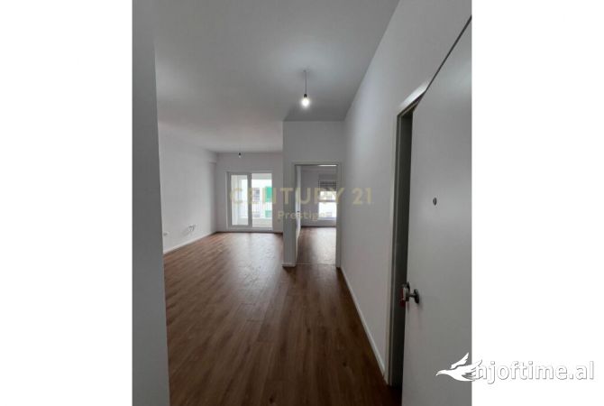 Shtepi ne shitje 2+1 ne Tirane - 125,000 Euro