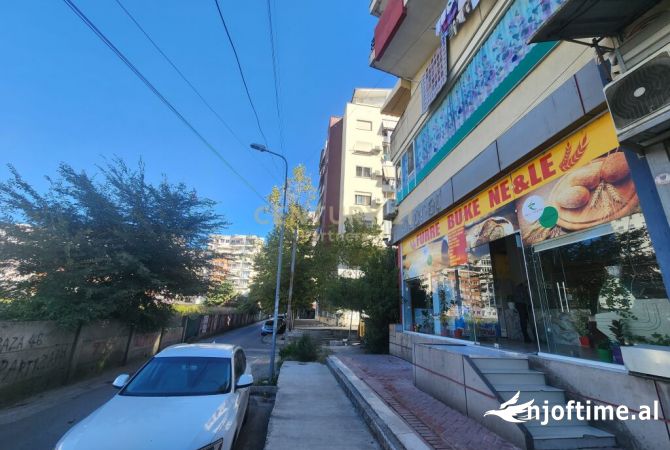 Ambient biznesi ne shitje 1+1 ne Tirane - 264,000 Euro