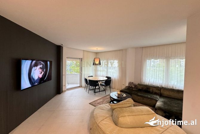 Shtepi ne shitje 2+1 ne Tirane - 270,000 Euro