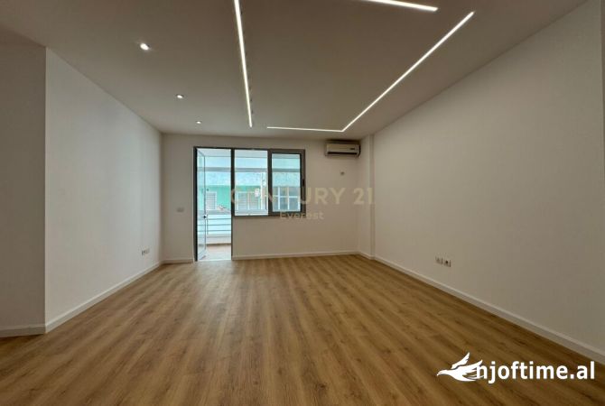 Shtepi ne shitje 2+1 ne Tirane - 170,000 Euro