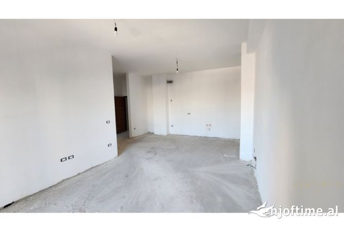 Shtepi ne shitje 2+1 ne Tirane - 175,350 Euro