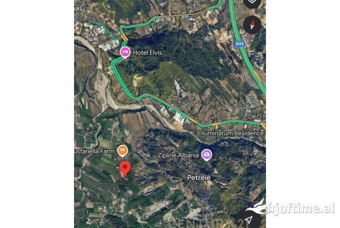 Truall ose Toke ne Tirane - 320,000 Euro