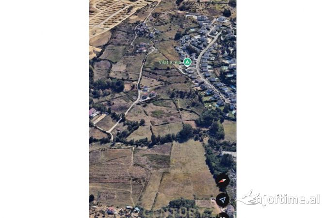 Truall ose Toke ne Tirane - 530,000 Euro