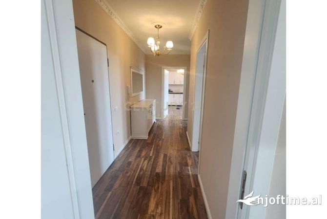 Shtepi ne shitje 2+1 ne Tirane - 275,000 Euro