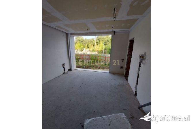 Shtepi ne shitje 2+1 ne Tirane - 250,000 Euro