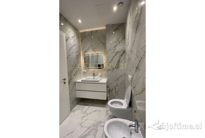 Shtepi me qera 1+1 ne Tirane - 1,200 Euro