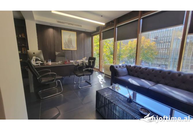 Ambient biznesi ne shitje 3+1 ne Tirane - 1,500,000 Euro