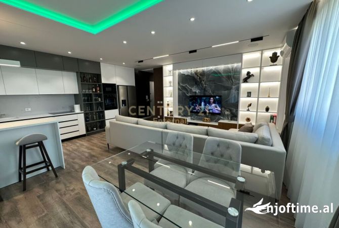 Shtepi ne shitje Apartament ne Tirane, 2+1, Mobilimi E mobiluar, Pagesa 340,000  Euro.