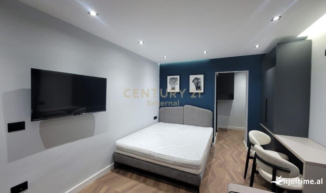 Shtepi ne shitje Apartament ne Tirane, 3+1, Mobilimi E mobiluar, Pagesa 268,000  Euro.