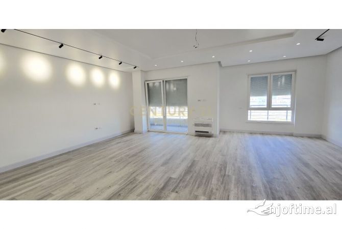 Shtepi ne shitje 3+1 ne Tirane - 445,000 Euro
