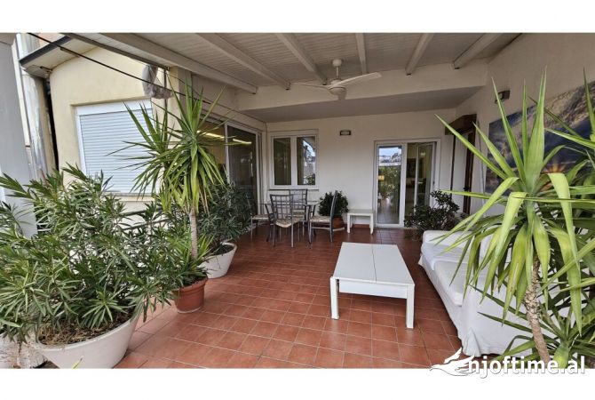 Shtepi ne shitje 3+1 ne Tirane - 640,000 Euro