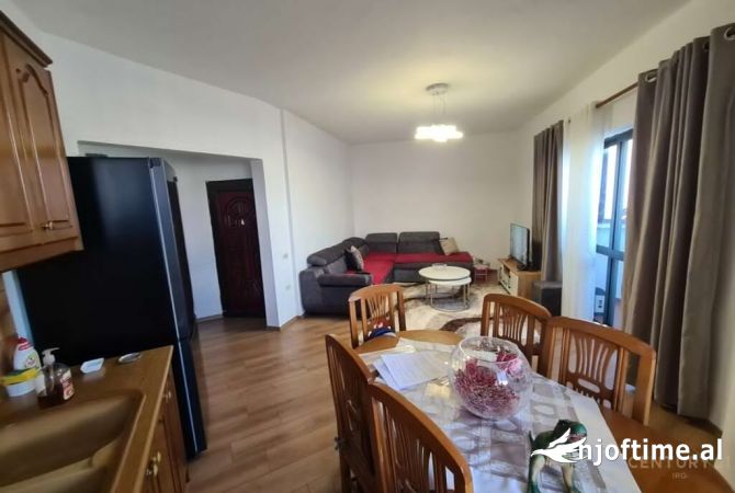 Shtepi me qera 1+1 ne Tirane - 600 Euro