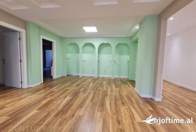 Shtepi me qera 3+1 ne Tirane - 1,500 Euro