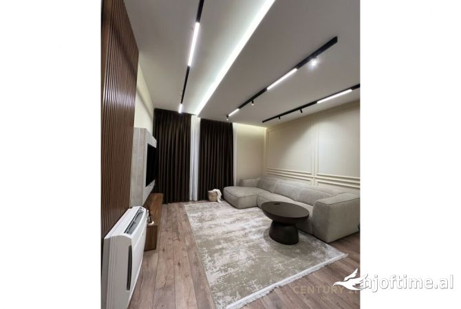 Shtepi me qera 2+1 ne Tirane - 1,500 Euro