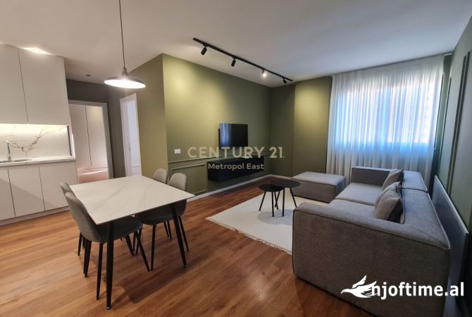 Shtepi me qera 2+1 ne Tirane - 780 Euro