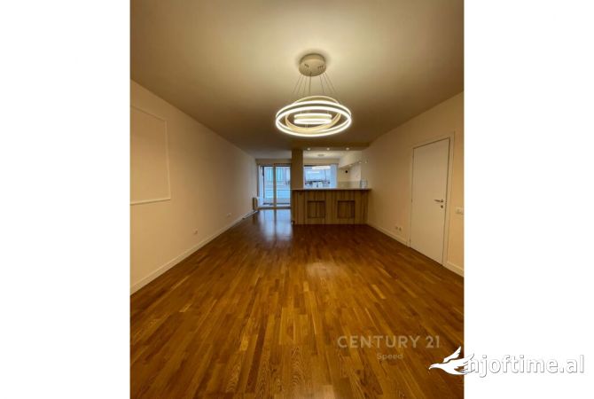 Ambient biznesi me qera 1+1 ne Tirane - 950 Euro