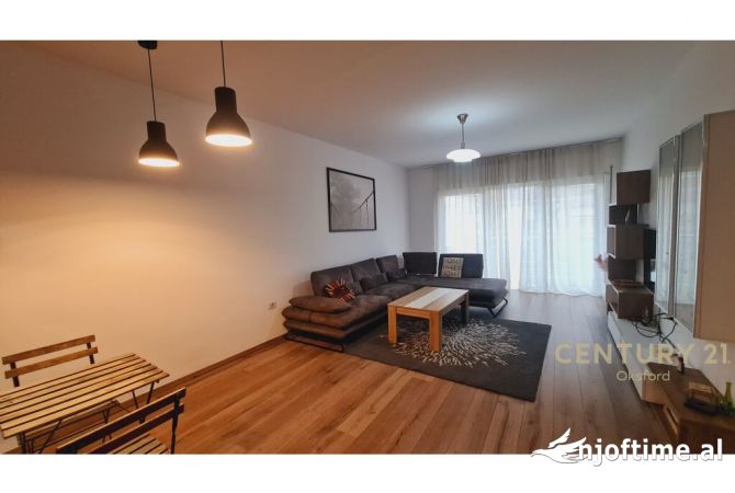Shtepi me qera 2+1 ne Tirane - 700 Euro