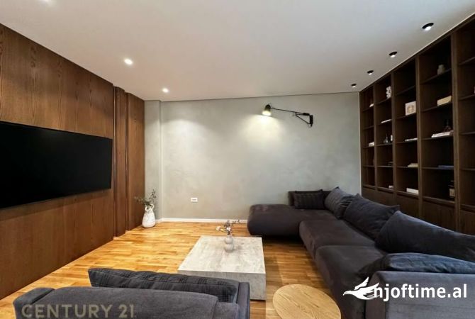 Casa in vendita 2+1 a Tirana - 486,000 Euro