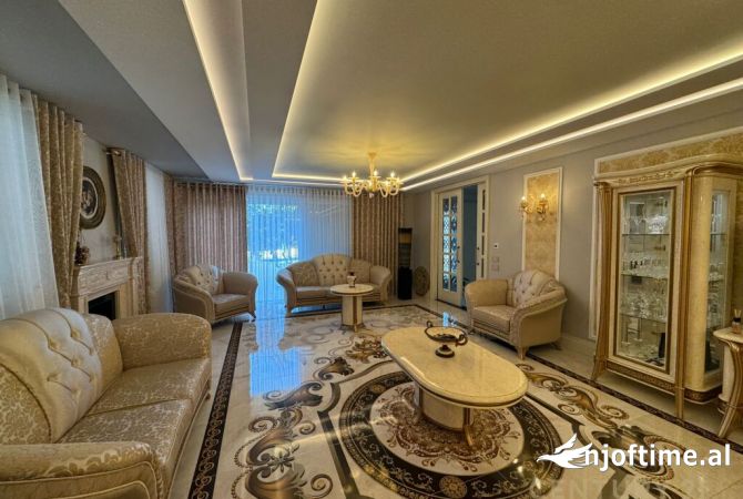 Shtepi me qera 7+1 ne Tirane - 5,000 Euro