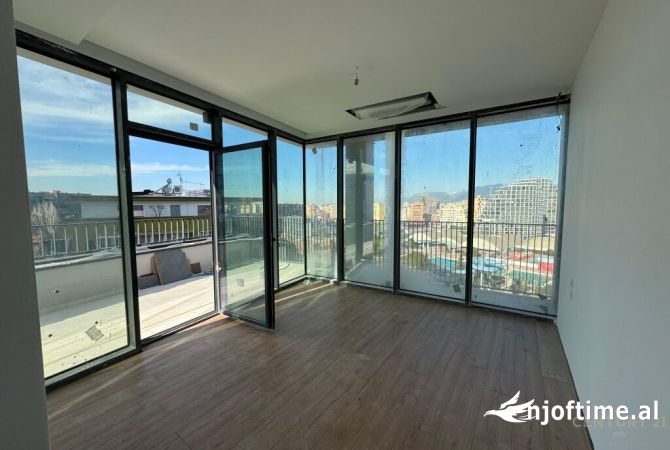 Shtepi me qera 2+1 ne Tirane - 1,600 Euro