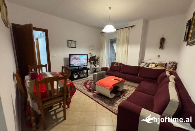 Shtepi ne shitje 2+1 ne Tirane - 200,000 Euro
