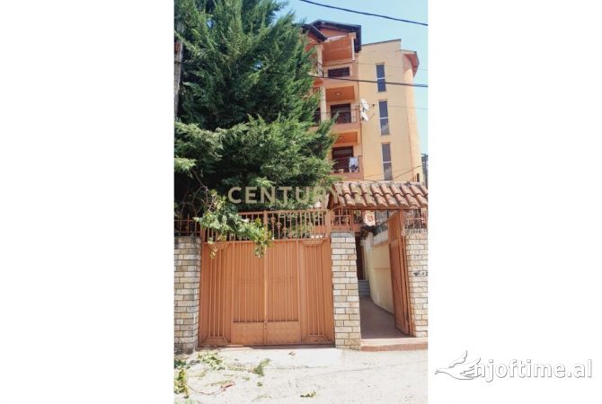 Shtepi ne shitje 7+1 ne Tirane - 1,800,000 Euro