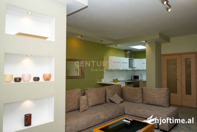 Shtepi me qera 2+1 ne Tirane - 1,500 Euro